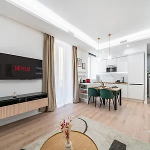 2mn Monaco - Luxueux Renove - As Appartement